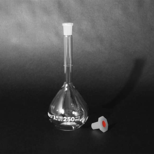 Volumetric Flask, 250 mL, One Mark, Polyethylene Stopper, Class A, Lot Certified