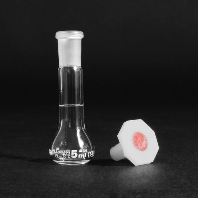 Volumetric Flask, One Mark, Ground Polyethylene Stopper, Lot Certified 