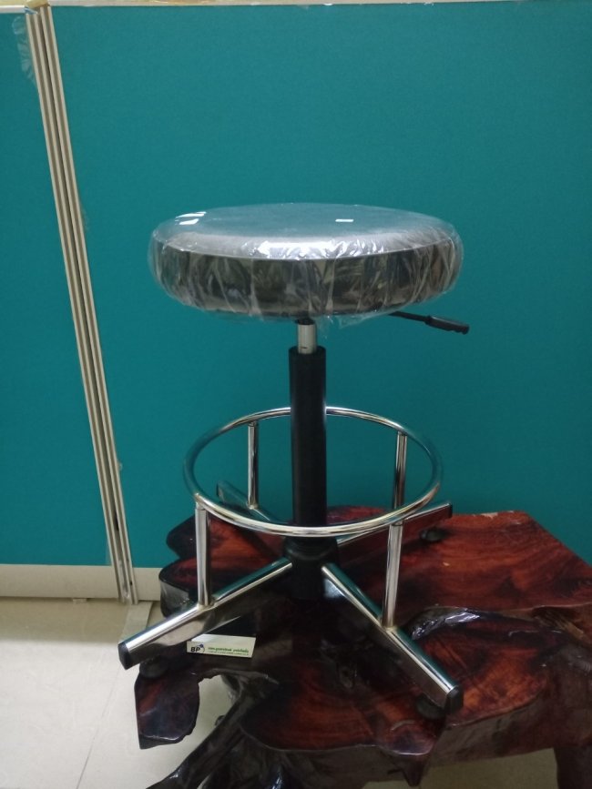 เก้าอี้ ห้องแล็บ ปฎิบัติการ ที่นั่งกลม รุ่น BpAS-804 ขาเหล็กชุบโครเมี่ยม